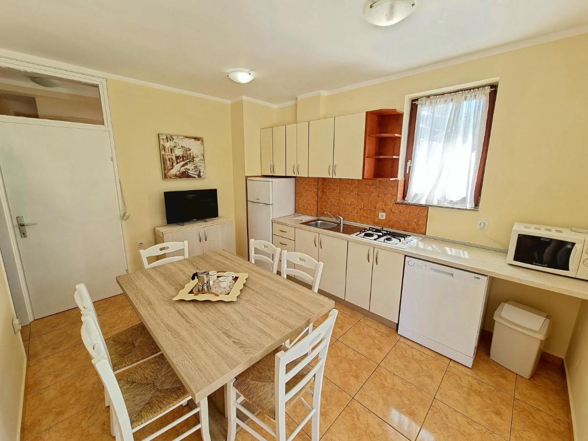 Apartments Ostrea - Ana Novaglia Esterno foto